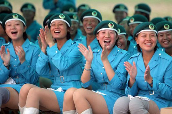 بالصور.. جميلات من مختلف بقاع العالم بالزي العسكري صورة رقم 14 بالصور.. جميلات من مختلف بقاع العالم بالزي العسكري صورة رقم 14