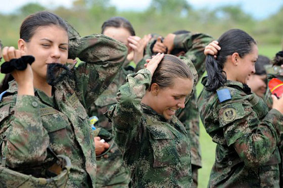 بالصور.. جميلات من مختلف بقاع العالم بالزي العسكري صورة رقم 26 بالصور.. جميلات من مختلف بقاع العالم بالزي العسكري صورة رقم 26