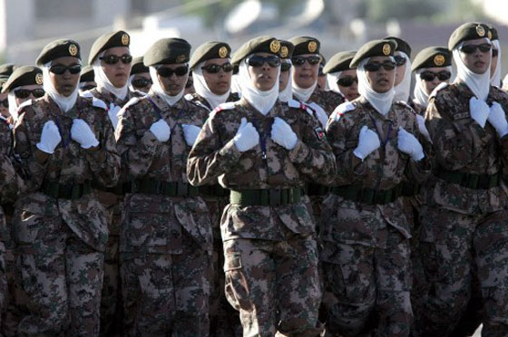 بالصور.. جميلات من مختلف بقاع العالم بالزي العسكري صورة رقم 28 بالصور.. جميلات من مختلف بقاع العالم بالزي العسكري صورة رقم 28