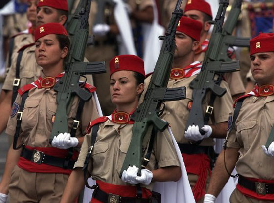 بالصور.. جميلات من مختلف بقاع العالم بالزي العسكري صورة رقم 43 بالصور.. جميلات من مختلف بقاع العالم بالزي العسكري صورة رقم 43