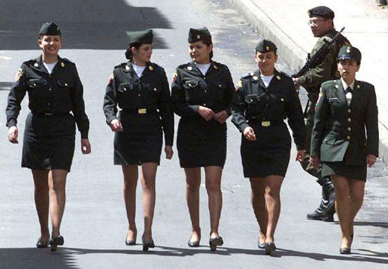 بالصور.. جميلات من مختلف بقاع العالم بالزي العسكري صورة رقم 63 بالصور.. جميلات من مختلف بقاع العالم بالزي العسكري صورة رقم 63