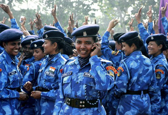 بالصور.. جميلات من مختلف بقاع العالم بالزي العسكري صورة رقم 64 بالصور.. جميلات من مختلف بقاع العالم بالزي العسكري صورة رقم 64