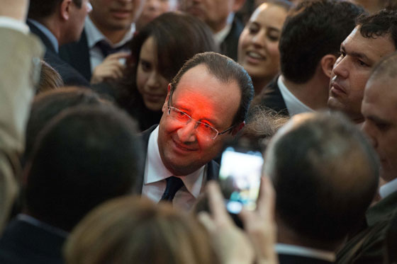 بالصور.. سياسيون في وضعيات غريبة وغير مألوفة صورة رقم 14