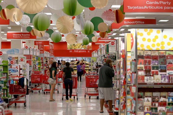 صدمة كبيرة لدى الامريكيين لسرقة بيانات 40 مليون بطاقة ائتمان صورة رقم 4 صدمة كبيرة لدى الامريكيين لسرقة بيانات 40 مليون بطاقة ائتمان صورة رقم 4