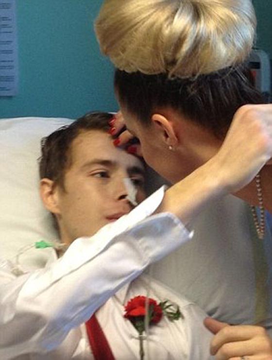 هذا هو الحب: تزوجته وهو على فراش الموت  في المستشفى  صورة رقم 4