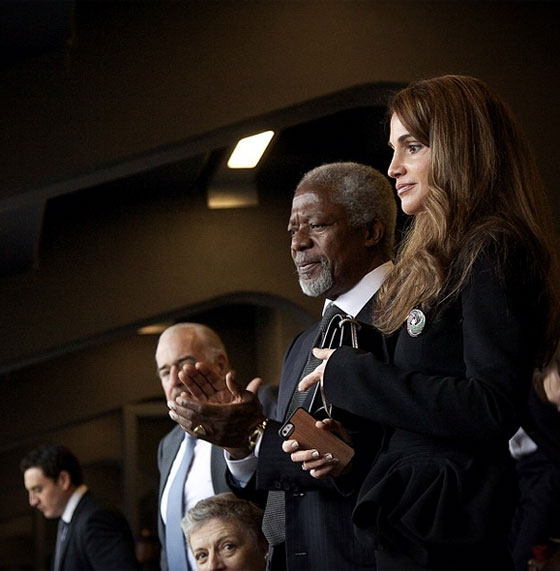 انستاغرام يحتضن صور الحياة اليومية للملكة رانية صورة رقم 5