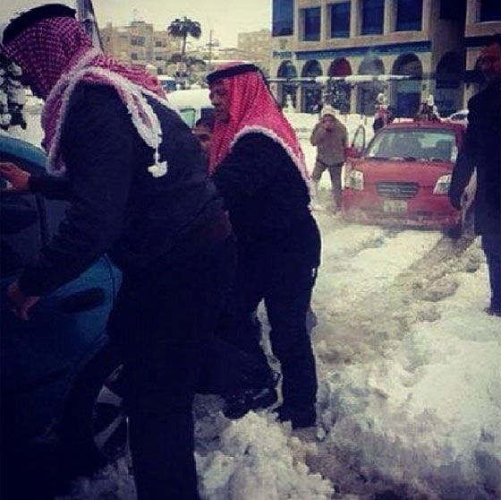 انستاغرام يحتضن صور الحياة اليومية للملكة رانية صورة رقم 21