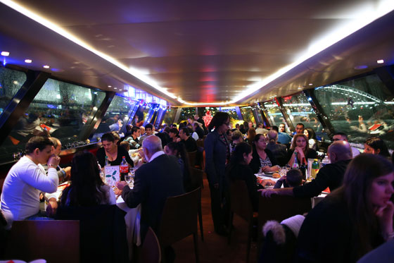 بالصور: عيد الميلاد.. جولة حول العالم صورة رقم 46