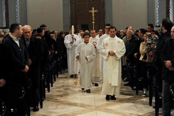 بالصور: عيد الميلاد.. جولة حول العالم صورة رقم 69