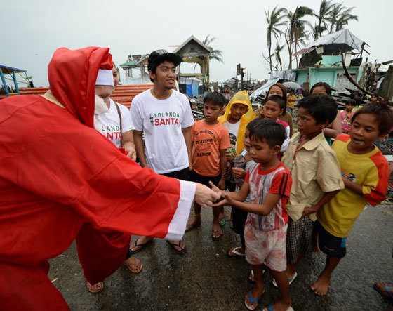 بالصور: عيد الميلاد.. جولة حول العالم صورة رقم 75