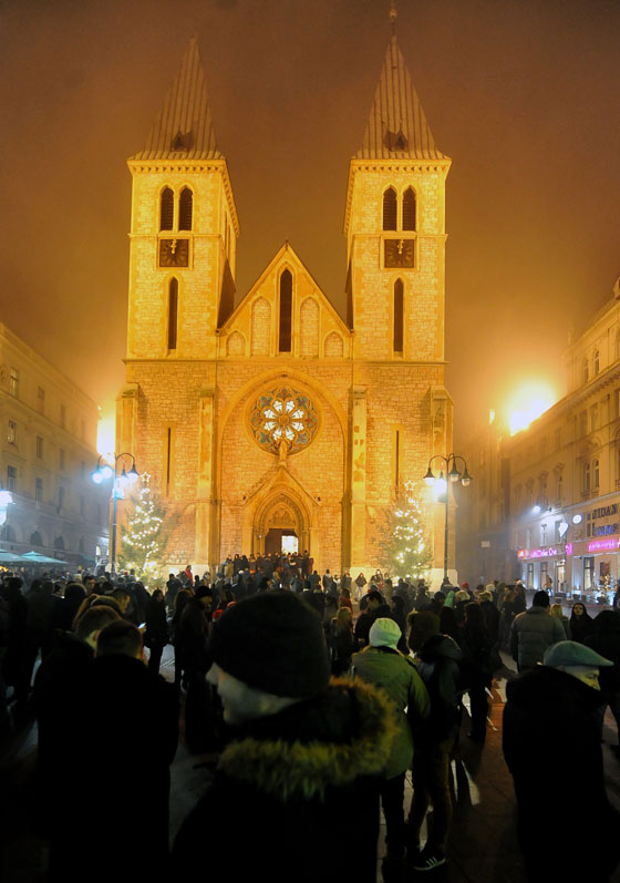 بالصور: عيد الميلاد.. جولة حول العالم صورة رقم 32