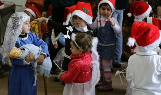 بالصور: عيد الميلاد.. جولة حول العالم صورة رقم 11