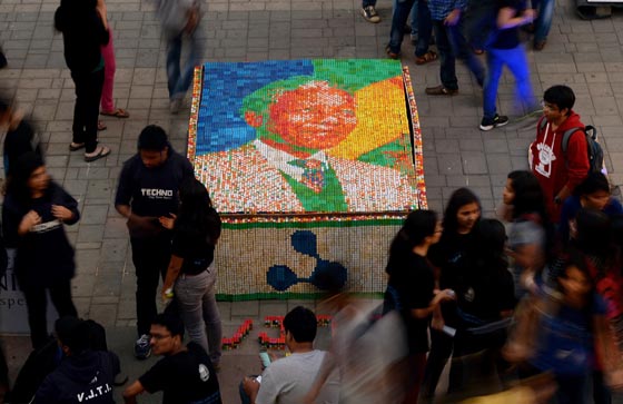 أبرز أحداث عام 2013 في صور صورة رقم 19