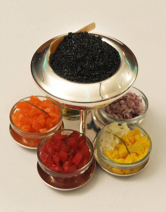 صور: اليكم سر مكونات وجبة عشاء راس السنة ثمنها 10 آلاف دولار!! صورة رقم 2