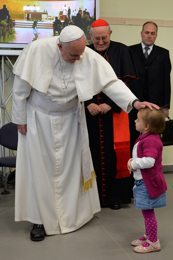 اذاعي امريكي يوجه انتقادات حادة للبابا لانه يحارب الراسمالية صورة رقم 4