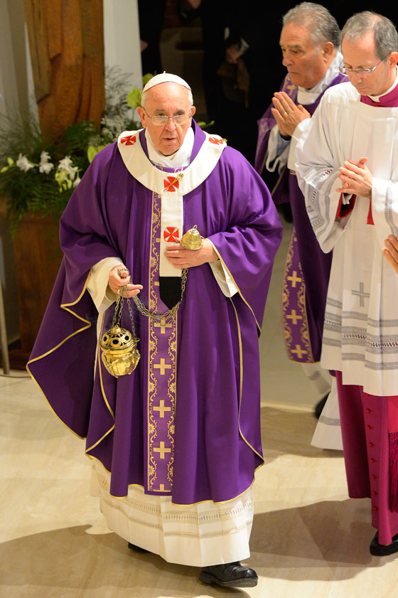 اذاعي امريكي يوجه انتقادات حادة للبابا لانه يحارب الراسمالية صورة رقم 6