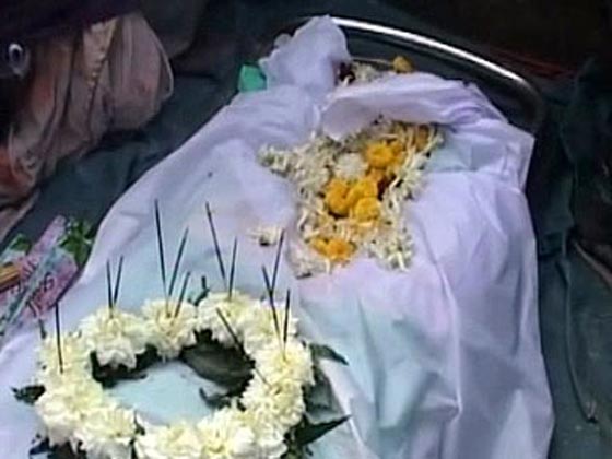 انتحار مراهقة هندية بعد اغتصابها مرتين صورة رقم 1