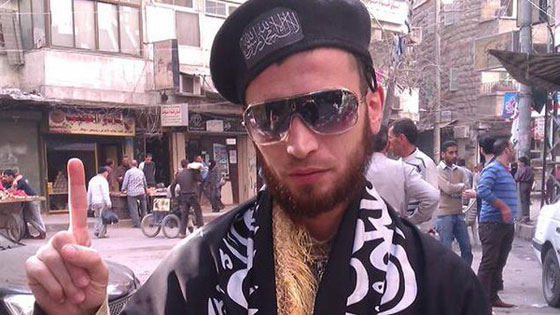 سوريا.. اعدام اعلامي على خلفية الصراع بين داعش والنصرة صورة رقم 1