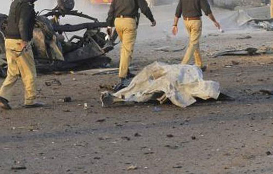 قمة الشجاعة.. تلميذ يواجه انتحاريا يضحي بنفسه وينقذ مئات الطلاب  صورة رقم 1