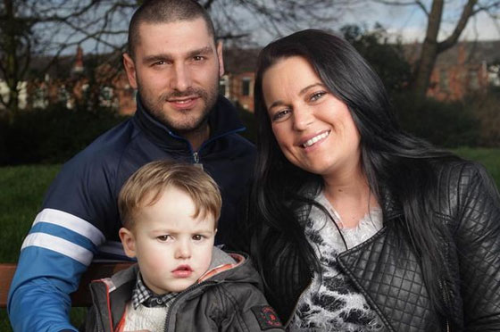 الطفل الذي هزم السرطان واثبت خطأ الاطباء الذين ارادوا بتر اطرافه! صورة رقم 3 الطفل الذي هزم السرطان واثبت خطأ الاطباء الذين ارادوا بتر اطرافه! صورة رقم 3