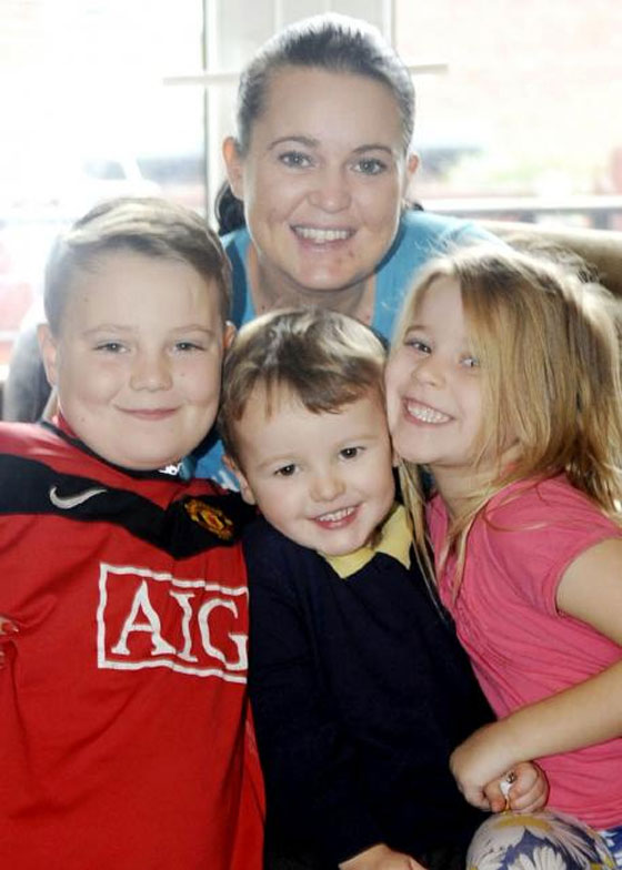 الطفل الذي هزم السرطان واثبت خطأ الاطباء الذين ارادوا بتر اطرافه! صورة رقم 5 الطفل الذي هزم السرطان واثبت خطأ الاطباء الذين ارادوا بتر اطرافه! صورة رقم 5