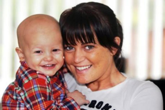 الطفل الذي هزم السرطان واثبت خطأ الاطباء الذين ارادوا بتر اطرافه! صورة رقم 6 الطفل الذي هزم السرطان واثبت خطأ الاطباء الذين ارادوا بتر اطرافه! صورة رقم 6