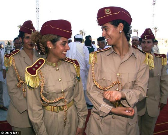 غرف النوع المحصنة.. اوكار للاغتصاب في قصور القذافي صورة رقم 3