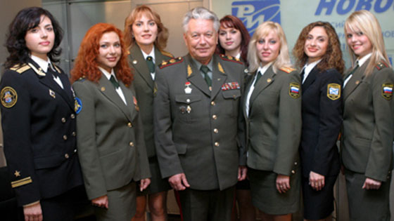 بالصور.. حسناوات في قمة الجاذبية في الجيش الروسي صورة رقم 4