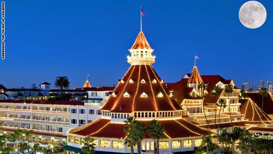 بالصور.. تعرفوا على الفنادق التي صنعت التاريخ صورة رقم 1