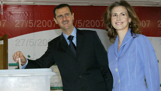  بالصور.. شاهد اسماء الاسد قبل الثورة السورية صورة رقم 12