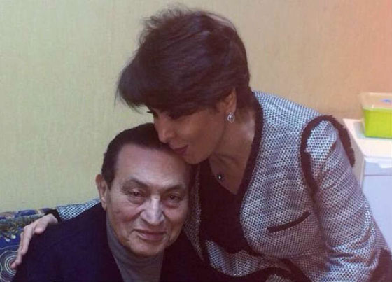 مبارك يفتح قلبه ويفشي ببعض أسراره لاعلامية كويتية! صورة رقم 1 مبارك يفتح قلبه ويفشي ببعض أسراره لاعلامية كويتية! صورة رقم 1