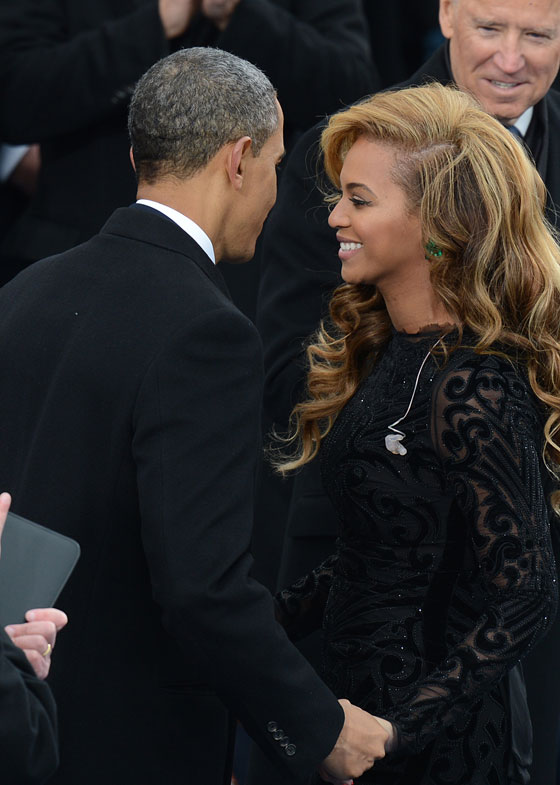 بعد هولاند.. هل كان أوباما على علاقة غرامية بالمطربة بيونسيه صورة رقم 6 بعد هولاند.. هل كان أوباما على علاقة غرامية بالمطربة بيونسيه صورة رقم 6