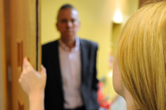 طالبات في جامعات بريطانيا يمولن تعليمهن من تجارة النوع صورة رقم 1 طالبات في جامعات بريطانيا يمولن تعليمهن من تجارة النوع صورة رقم 1