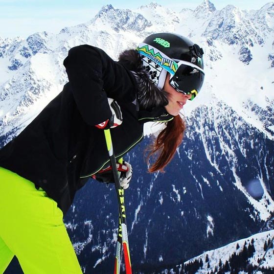 الوزير يطالب بتحقيق مع المتزلجة اللبنانية المنزوعة جاكي شمعون وهي تقول: أخطات واعتذر صورة رقم 6