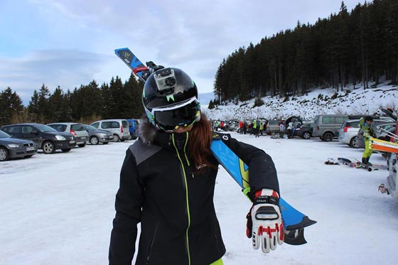 الوزير يطالب بتحقيق مع المتزلجة اللبنانية المنزوعة جاكي شمعون وهي تقول: أخطات واعتذر صورة رقم 3