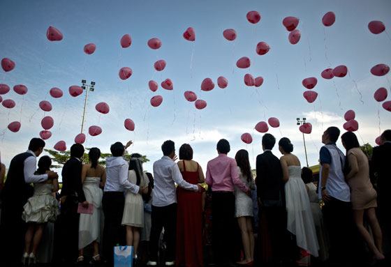 بالصور.. الفالنتاين مناسبة بلون الورد لكل قلب محب صورة رقم 12