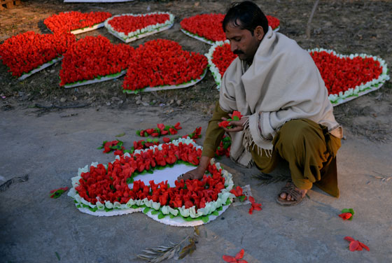 بالصور.. الفالنتاين مناسبة بلون الورد لكل قلب محب صورة رقم 24