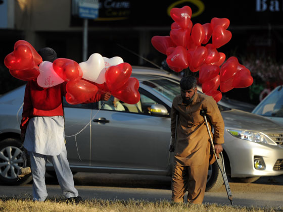 بالصور.. الفالنتاين مناسبة بلون الورد لكل قلب محب صورة رقم 26