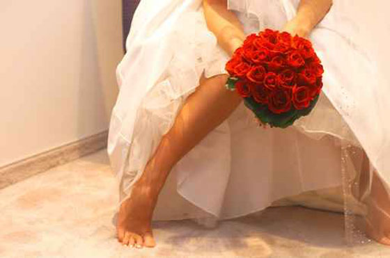 باقة ورد مليئة بالجراد.. هدية سعودي لزوجته في ليلة الدخلة صورة رقم 1