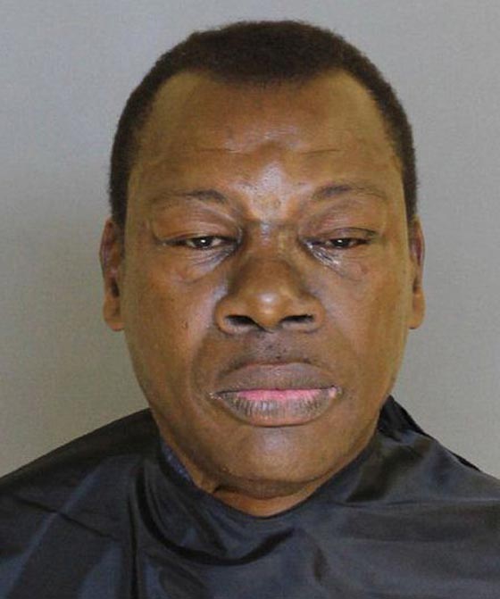 عن جد؟ امريكي يدفع ثمن العشاء للمطعم بـ (ترليون دولار)! صورة رقم 2