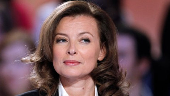 جنبلاط ينفي ان تكون سيدة فرنسا قد وقعت في حب لبناني بمنزله صورة رقم 5