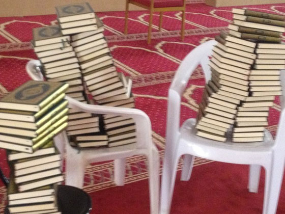 إمام مسجد يكشف أخطاء في مصاحف مجهولة المصدر صورة رقم 1