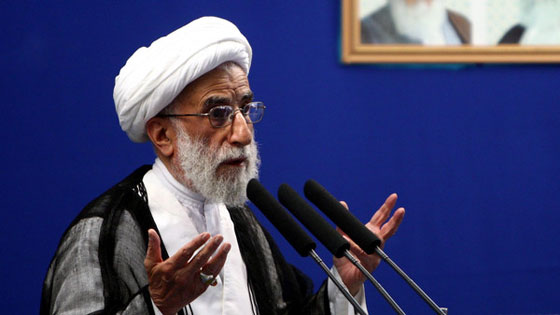  احمد جنتي: المهدي المنتظر قريبا سيظهر وعلينا الامتثال لاوامره صورة رقم 1