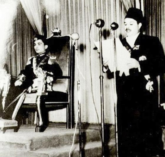 كرسي العرش لثلاثة ملوك اردنيين بيع بـ 60 دينارا واسترد بـ 200 صورة رقم 3