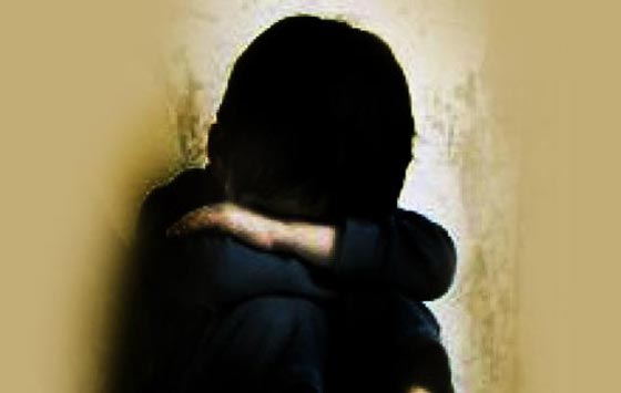 وحش بشري.. شاب لبناني يغتصب 7 اطفال ويغريهم بمبالغ زهيدة صورة رقم 1