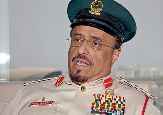 ضاحي خلفان يهاجم عزمي بشارة: عد الى الكنيست خطتك تفركشت صورة رقم 1