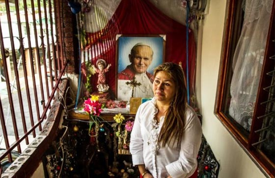 بعد ان عجز الطب عن تفسير معجزاته.. تطويب البابا بولس الثاني قديسا صورة رقم 2