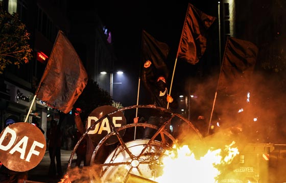 اردوغان يتهم الفتى المقتول بركين الفان بانه مخرب وارهابي صورة رقم 15