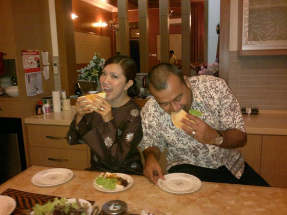 لماذا لوح طيار الماليزية بالساطور؟ صورة رقم 5