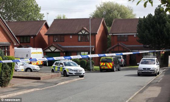 مثلي بريطاني يرتكب جريمة شنعاء بحق زوجته صورة رقم 4